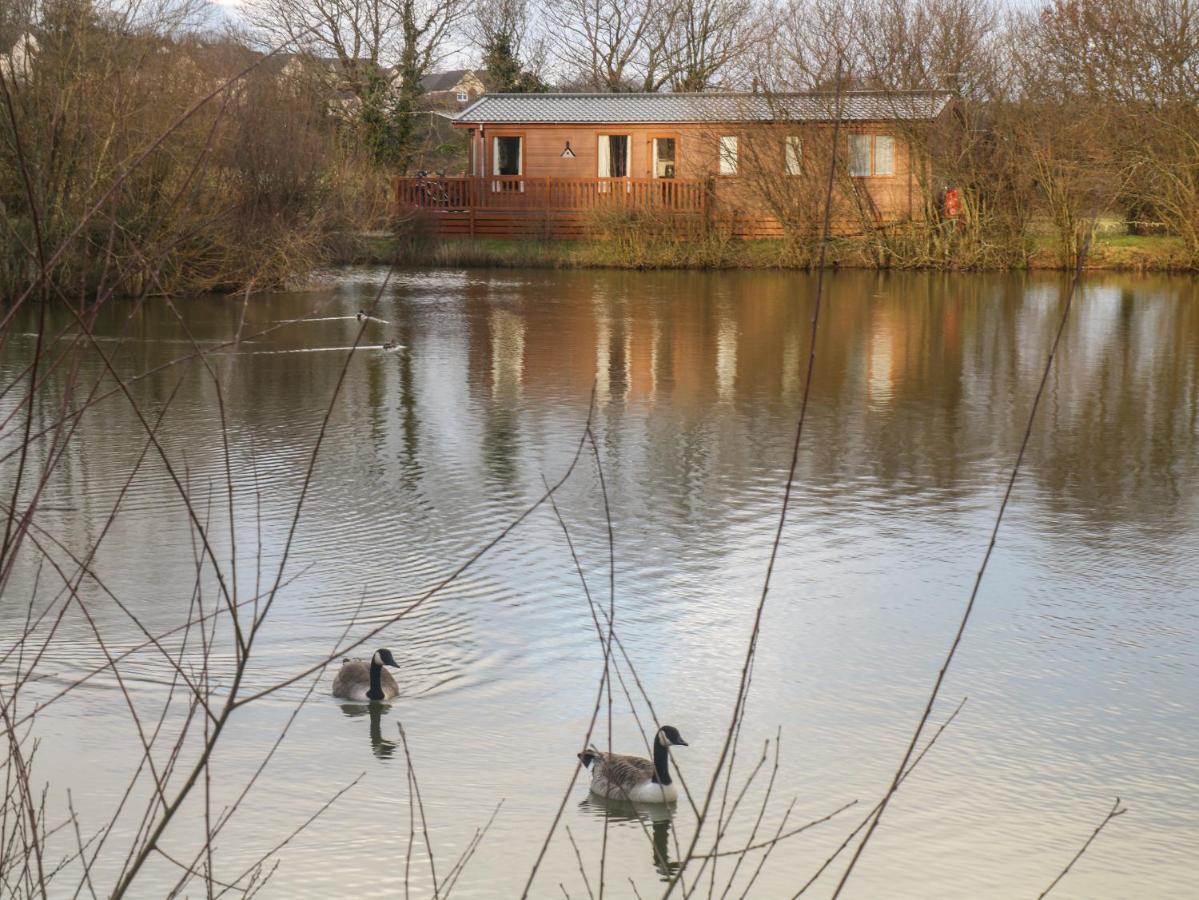 Braeburn Lodge Winkleigh Exterior photo